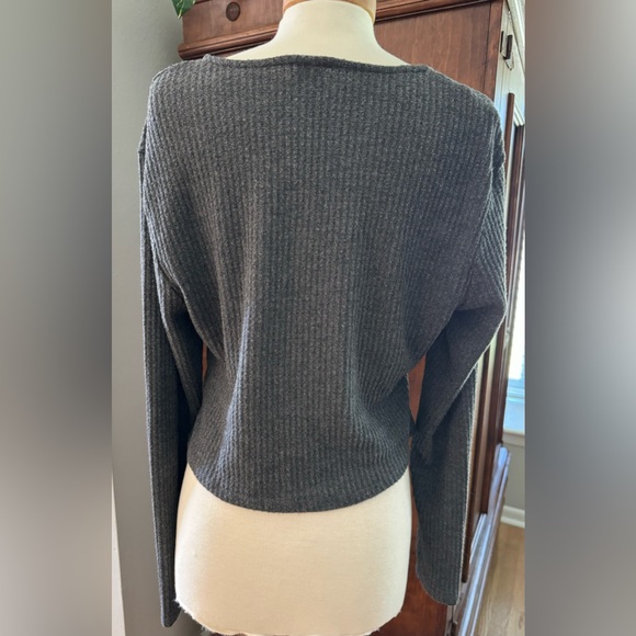 Women’s gray Wild Fable top - Picture 2 of 4